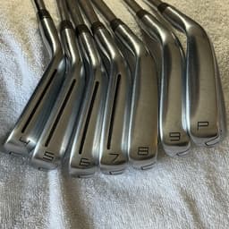 TaylorMade P790 irons • 4 - P