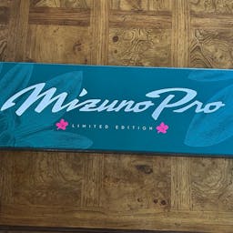 Mizuno Pro 241 Azalea Limited Edition Iron Set